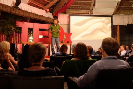 David Witzeneder TEDxDonauinsel wormsystems wurmkiste
